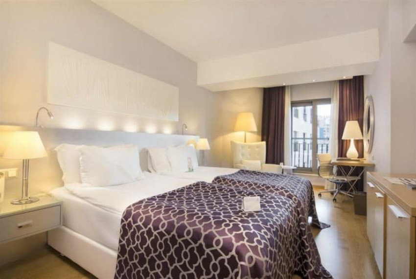 Akra-V Hotel, 4* Akra-V Hotel, 4*