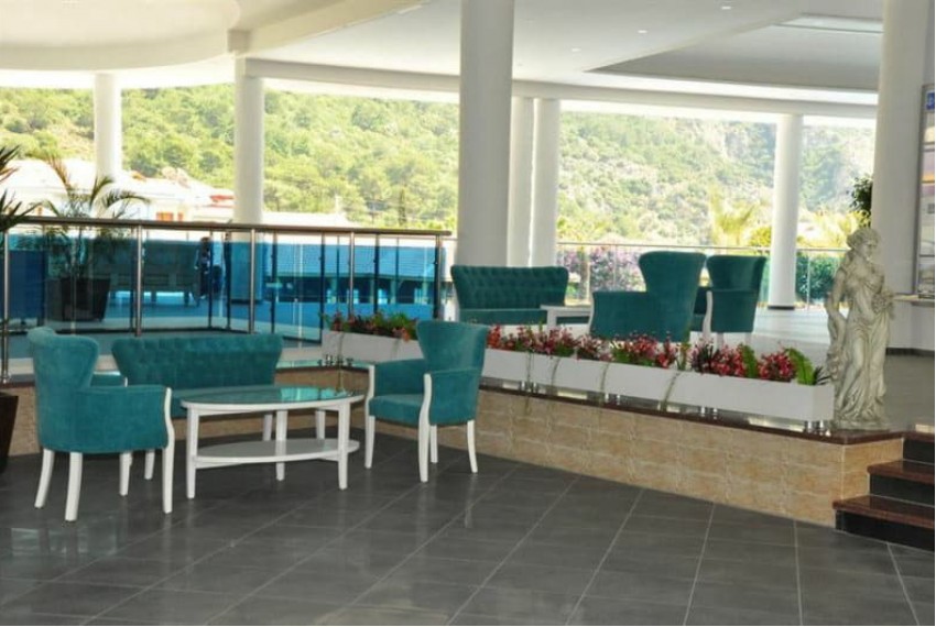 Montebello Resort Hotel, 4* Montebello Resort Hotel, 4*