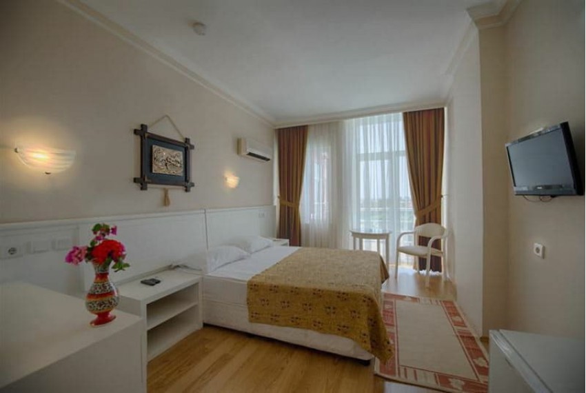 Lara World Hotel, 3* Lara World Hotel, 3*