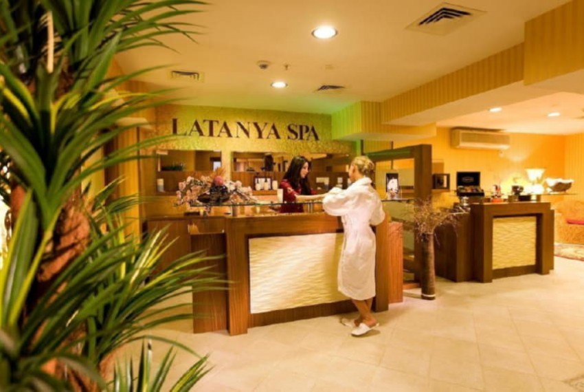 Latanya Palm Hotel, 4* Latanya Palm Hotel, 4*