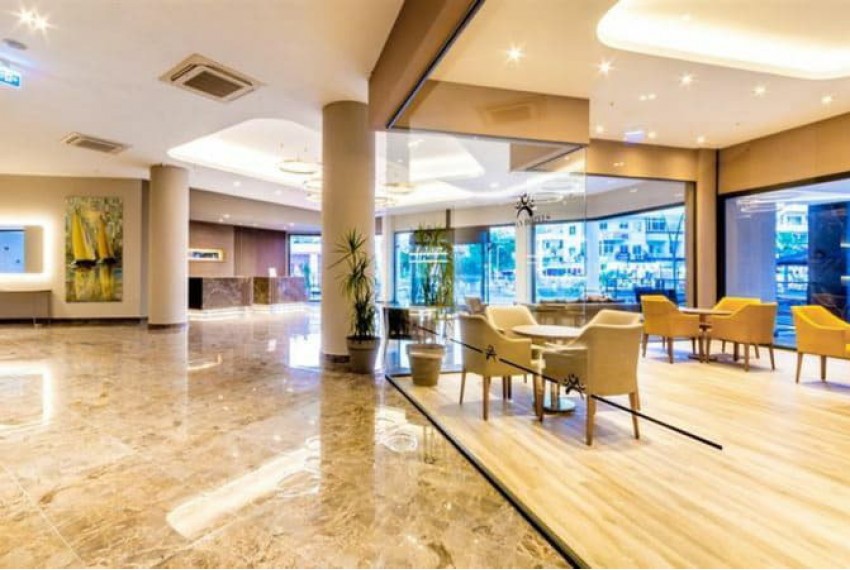 Julian Marmaris, 4* Julian Marmaris, 4*