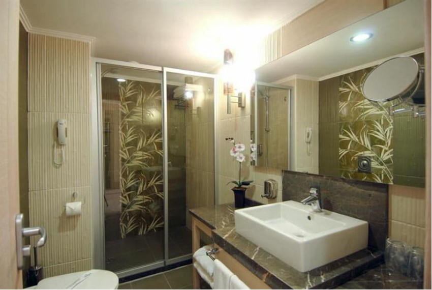 Royal Ambasador Hotel, 4* Royal Ambasador Hotel, 4*