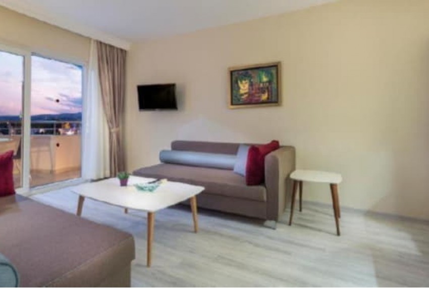 Royal Garden Beach Hotel (ex. Royal Garden Select & Suite Hotel), 5* Royal Garden Beach Hotel (ex. Royal Garden Select & Suite Hotel), 5*