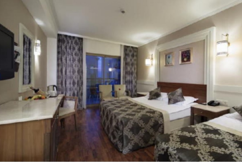 Alba Queen Hotel, 5* Alba Queen Hotel, 5*