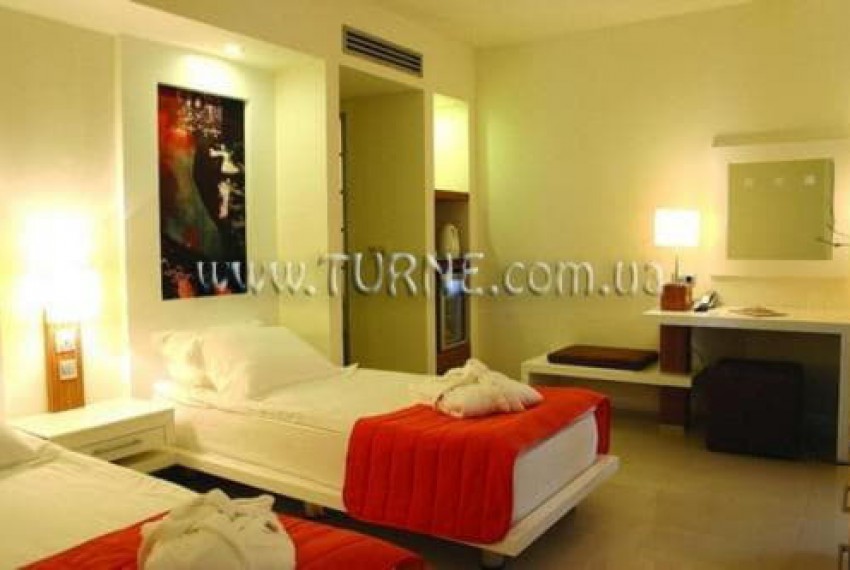 Isis Hotel & Spa (ex. Hotel Isis), 5* Isis Hotel & Spa (ex. Hotel Isis), 5*