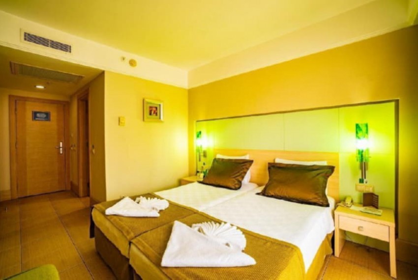 Ambassador Plaza Hotel, 4* Ambassador Plaza Hotel, 4*
