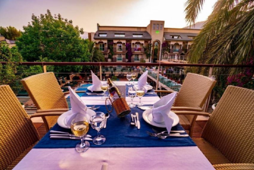 Ambassador Plaza Hotel, 4* Ambassador Plaza Hotel, 4*