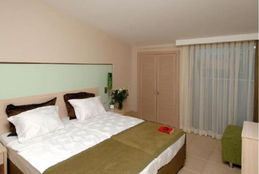 Ambassador Plaza Hotel, 4* Ambassador Plaza Hotel, 4*