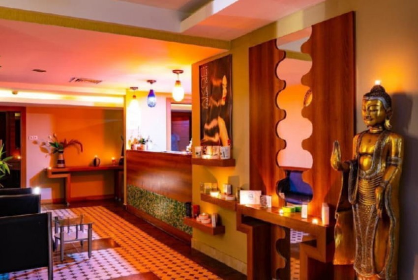 Ambassador Plaza Hotel, 4* Ambassador Plaza Hotel, 4*