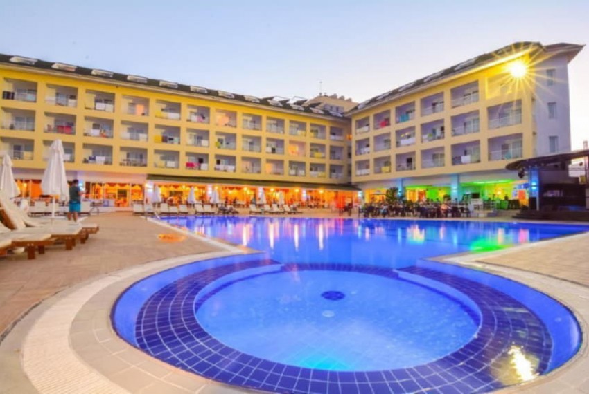 Pine House, 4* Pine House, 4*
