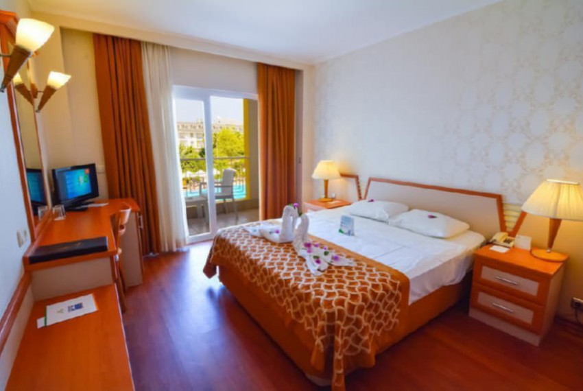 Pine House, 4* Pine House, 4*