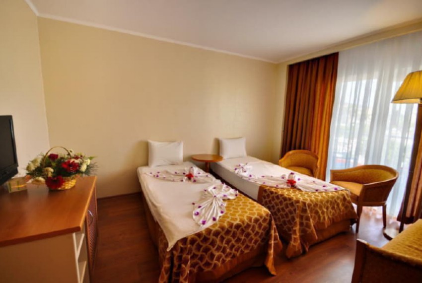 Pine House, 4* Pine House, 4*
