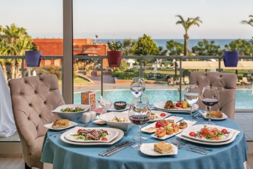 Maritim Pine Beach Resort, 5* Maritim Pine Beach Resort, 5*