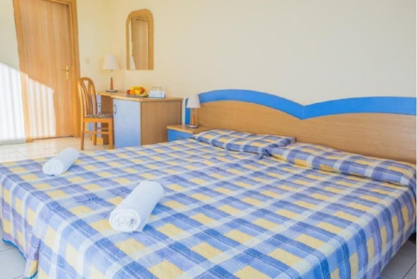 Dolphin Hotel, 4* Dolphin Hotel, 4*