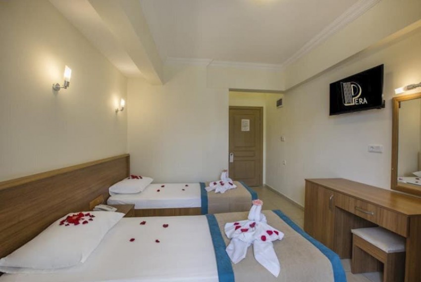 Pera Hotel, 3* Pera Hotel, 3*