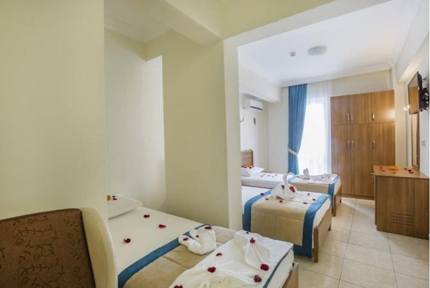 Pera Hotel, 3* Pera Hotel, 3*