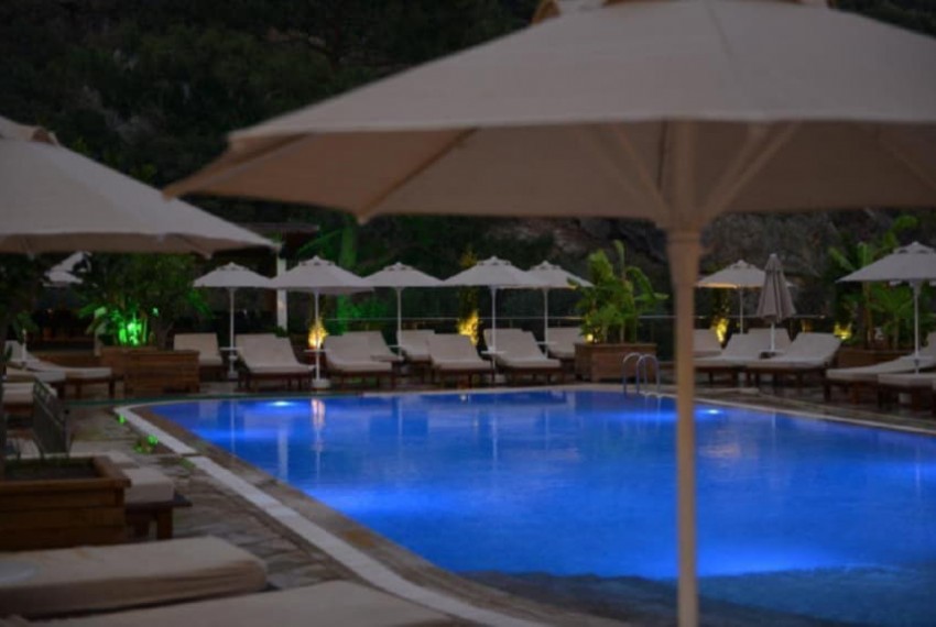 Manas Park Hotel, 5* Manas Park Hotel, 5*