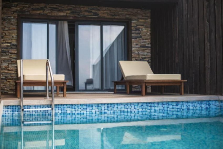 Manas Park Hotel, 5* Manas Park Hotel, 5*