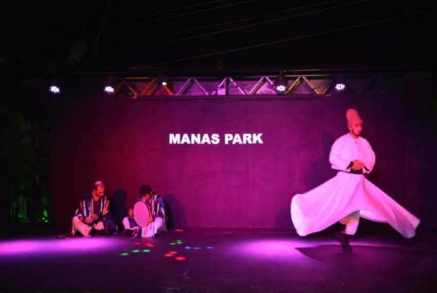 Manas Park Hotel, 5* Manas Park Hotel, 5*