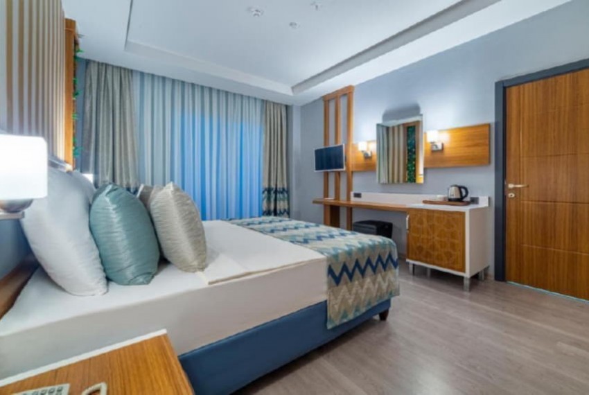 Lonicera Premium, 4* Lonicera Premium, 4*