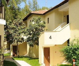 Club Akman Beach Hotel (ex. Halduns Beach Hotel), 4*