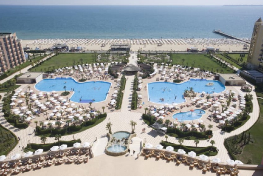 Dit Majestic Beach Resort, 4* Dit Majestic Beach Resort, 4*