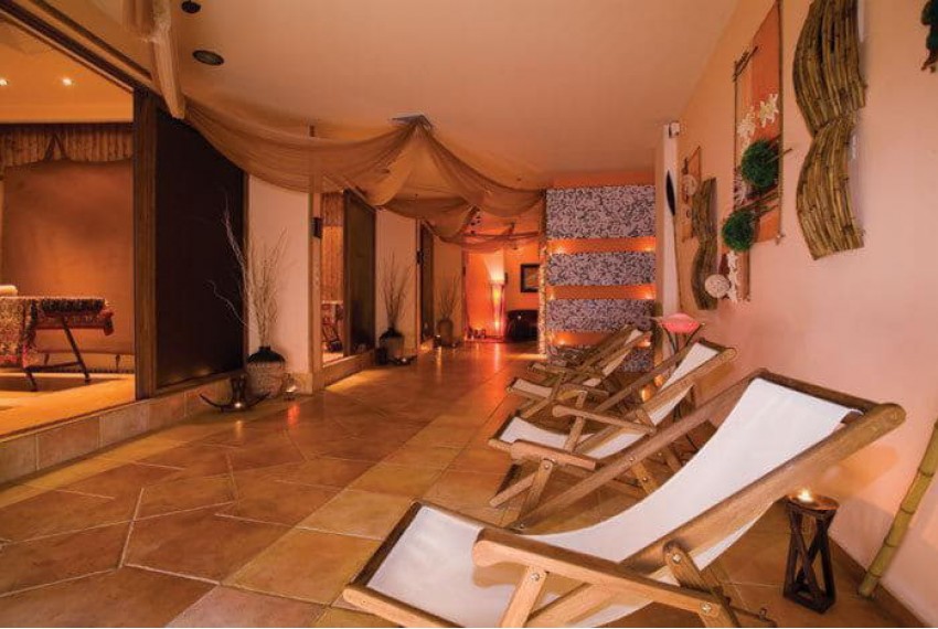 Dit Majestic Beach Resort, 4* Dit Majestic Beach Resort, 4*