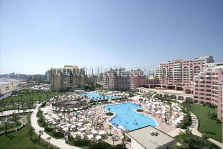 Dit Majestic Beach Resort, 4* Dit Majestic Beach Resort, 4*