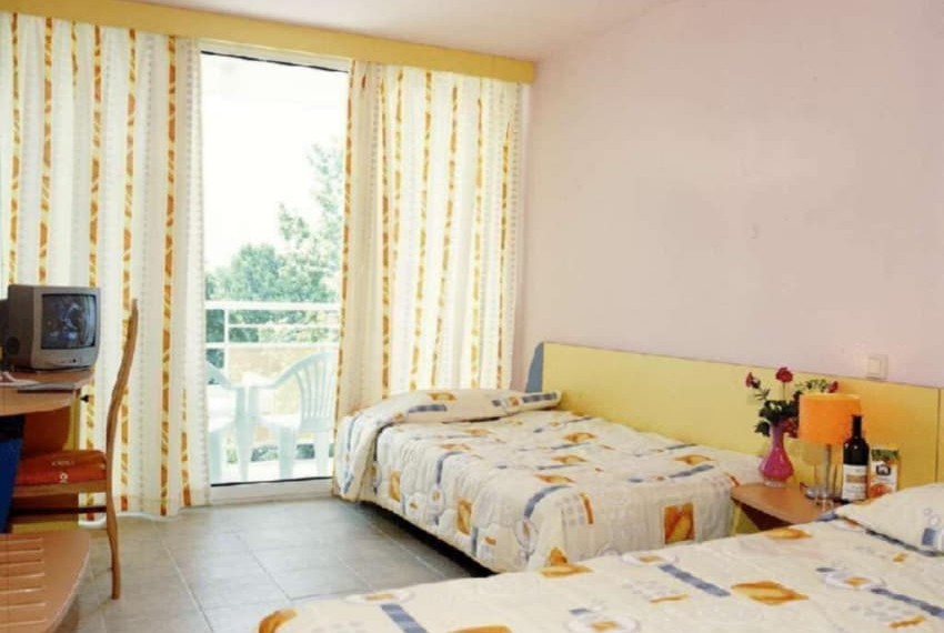 Hotel .com, 3* Hotel .com, 3*
