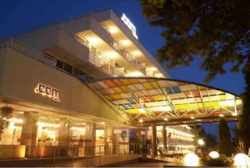 Hotel .com, 3* Hotel .com, 3*