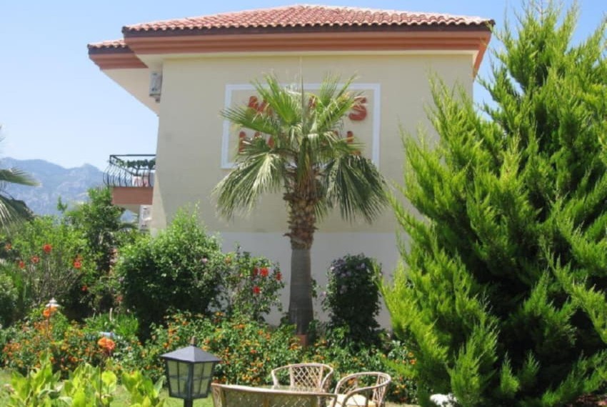 Mom's Hotel, 3* Mom's Hotel, 3*