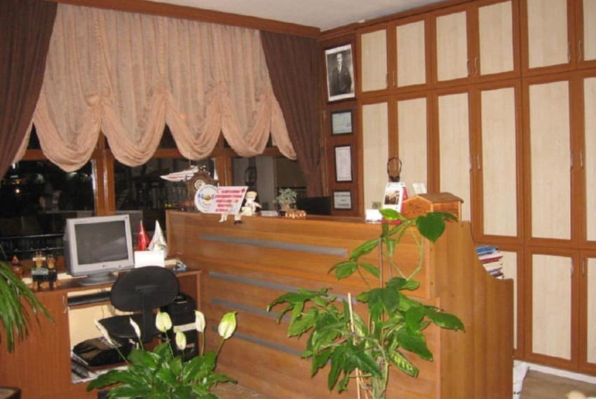 Mom's Hotel, 3* Mom's Hotel, 3*