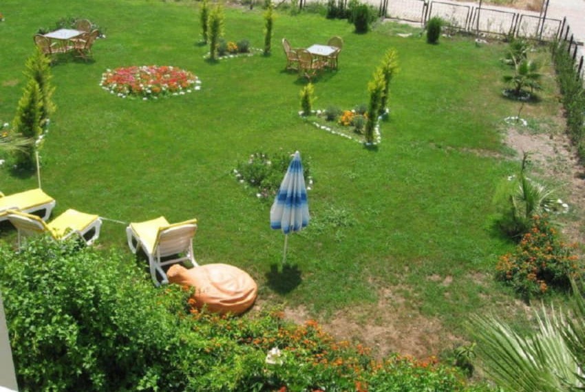 Mom's Hotel, 3* Mom's Hotel, 3*