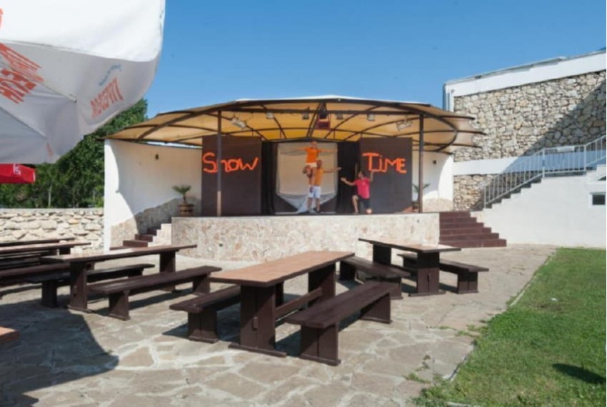 Longoza, 4* Longoza, 4*