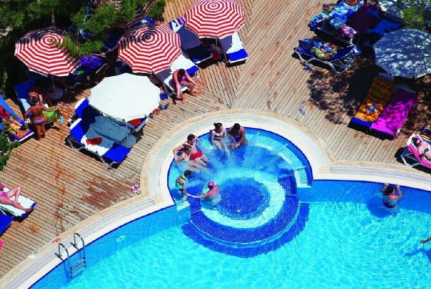 Batihan Beach Resort & Spa, 4* Batihan Beach Resort & Spa, 4*