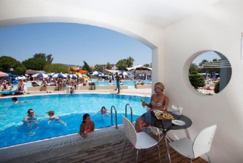Batihan Beach Resort & Spa, 4* Batihan Beach Resort & Spa, 4*