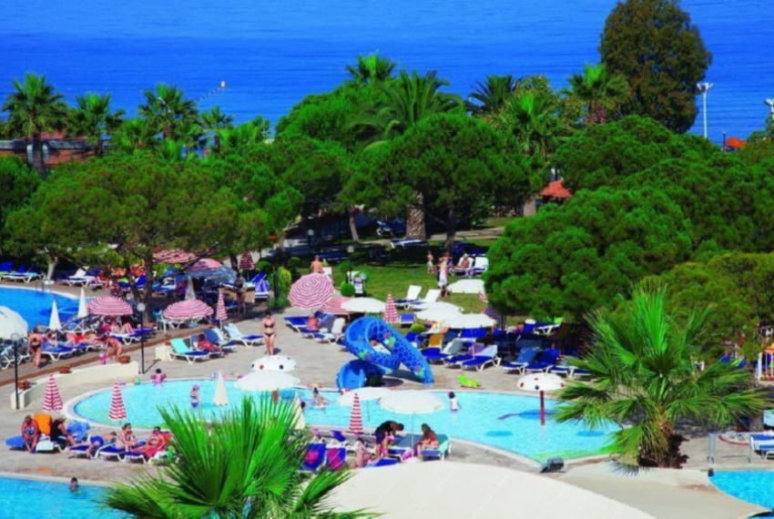 Batihan Beach Resort & Spa, 4* Batihan Beach Resort & Spa, 4*