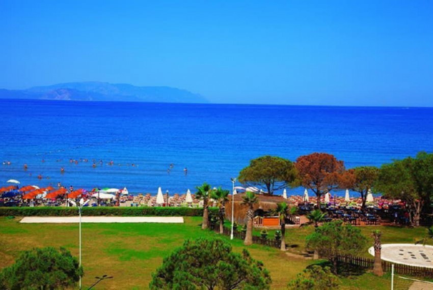 Batihan Beach Resort & Spa, 4* Batihan Beach Resort & Spa, 4*
