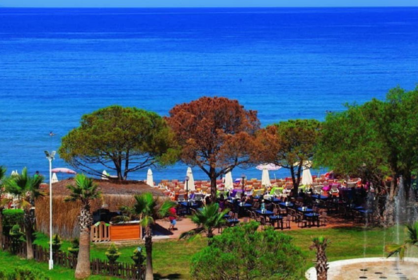 Batihan Beach Resort & Spa, 4* Batihan Beach Resort & Spa, 4*