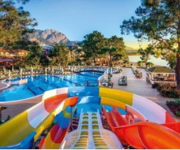 Crystal Aura Beach Resort & Spa, 5*