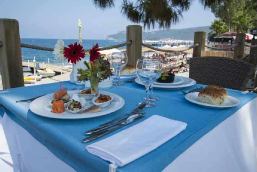 Crystal Aura Beach Resort & Spa, 5* Crystal Aura Beach Resort & Spa, 5*