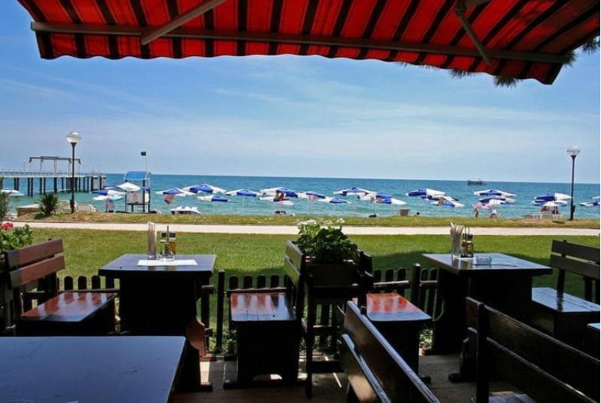 Lotos, 3* Lotos, 3*