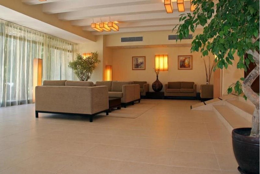 Lotos, 3* Lotos, 3*