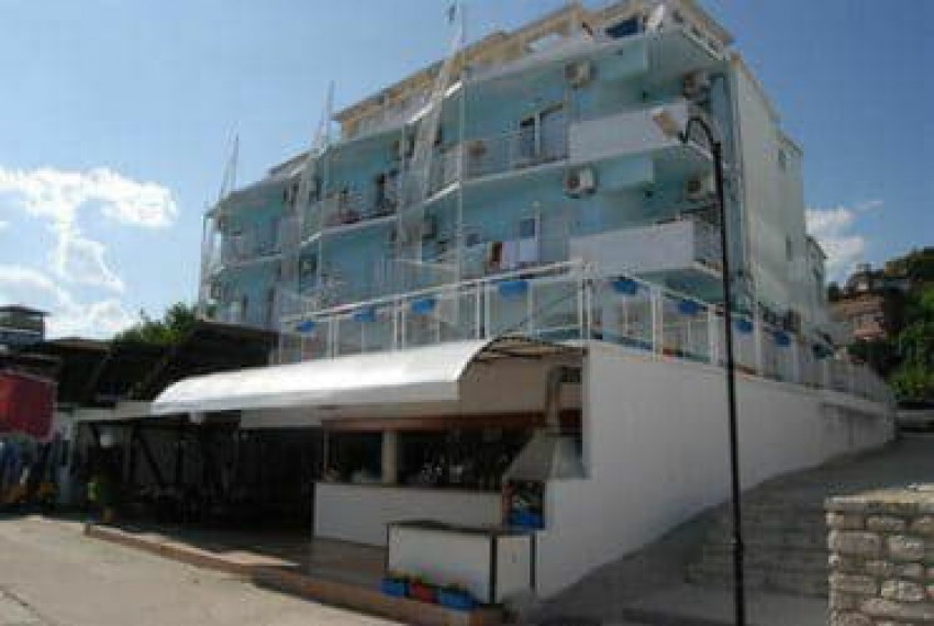 Lotos, 3* Lotos, 3*