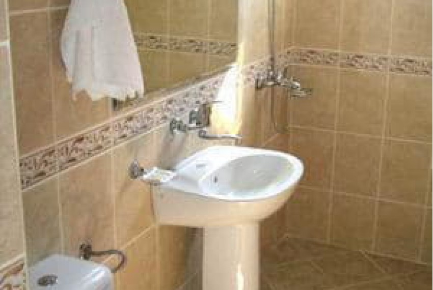 Lotos, 3* Lotos, 3*