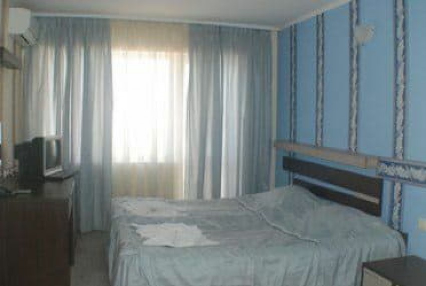 Lotos, 3* Lotos, 3*