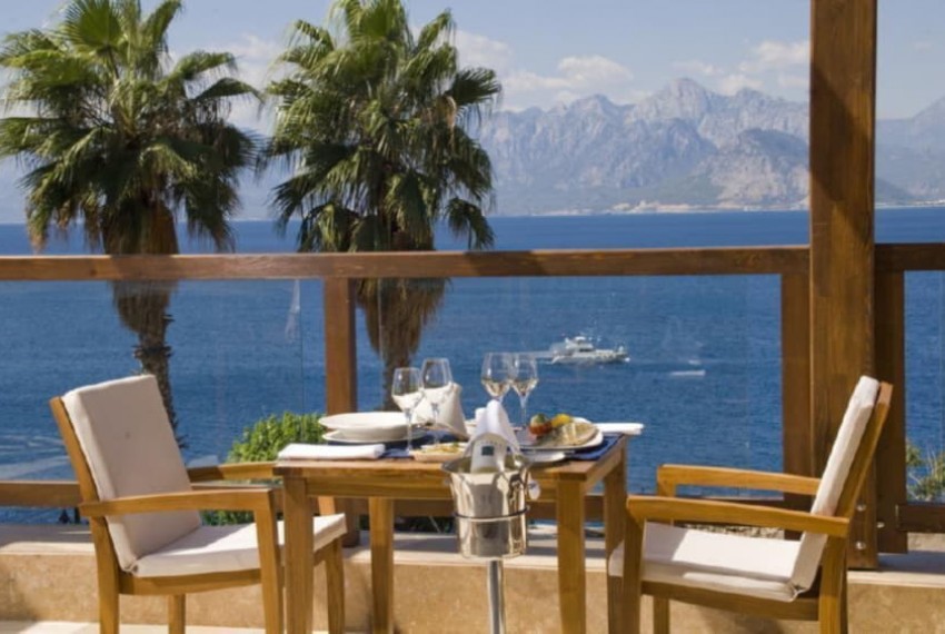 Ramada Plaza, 5* Ramada Plaza, 5*
