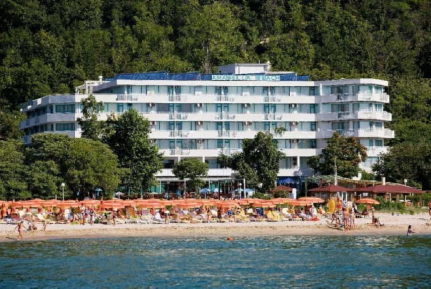 Arabella Beach, 4* Arabella Beach, 4*