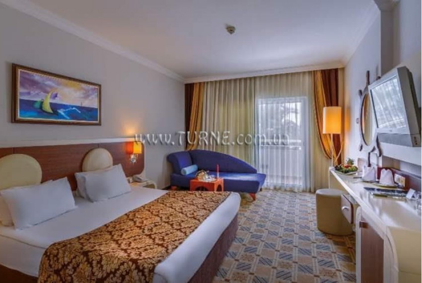 Queen Alisa Deluxe Resort (ex. Queen Elizabeth Elite Suite Hotel & SPA), 5* Queen Alisa Deluxe Resort (ex. Queen Elizabeth Elite Suite Hotel & SPA), 5*