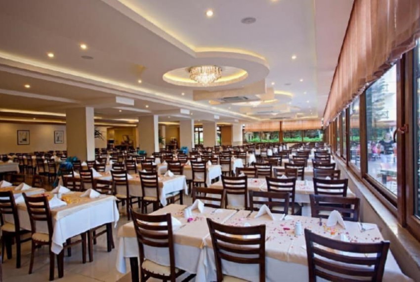 Titan Garden Club, 4* Titan Garden Club, 4*